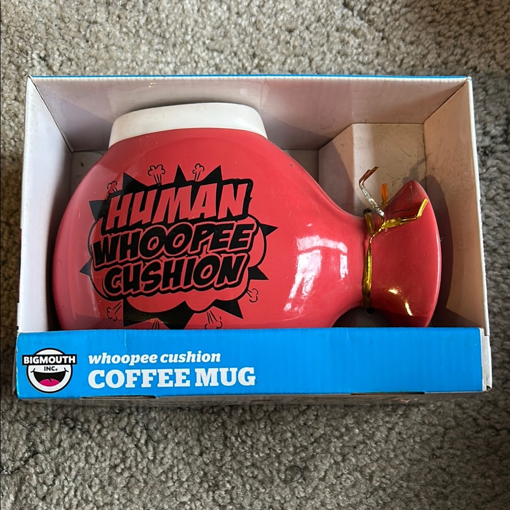 BigMouth Inc. Whoopee Cushion Coffee Mug, New in box.